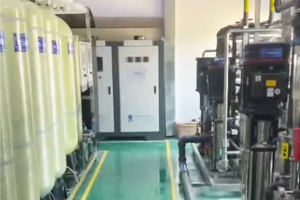 ??去離子水制水機現代工業的生命線與滲源的